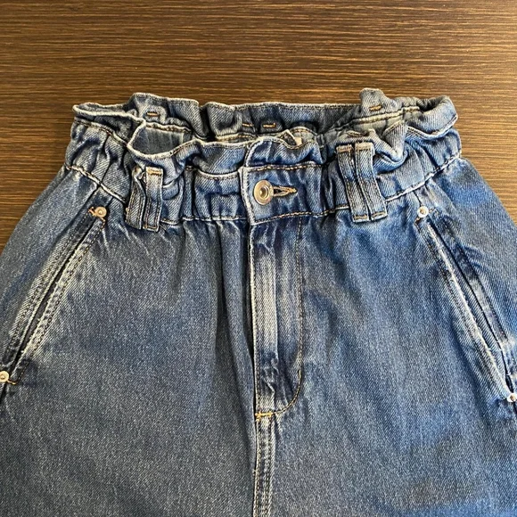Zara Blue Denim Jeans - Picture 2 of 3